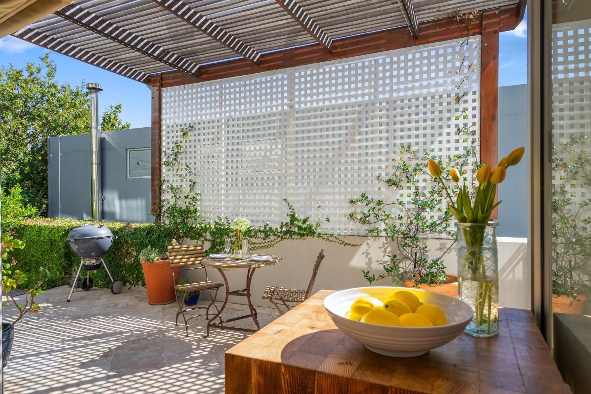 Serene Living On The Grange By Host Agents Holiday home Cape Town