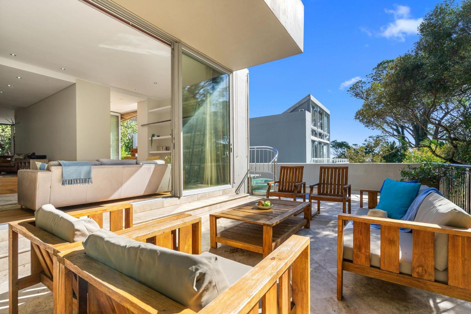 Ferienhaus Serene Living On The Grange By Host Agents Kapstadt